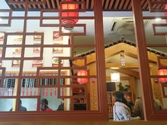 门面-忆秦时(银泰in77店)
