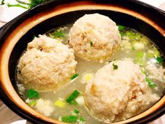 蟹粉狮子头-溱湖八鲜菜馆