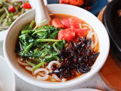 油鸡枞米线-半山腰·云南菜(侨福芳草地店)