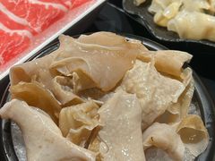 -鲜入唯煮·港式海鲜牛肉火锅(金宝街店)