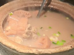 -小凤庭·地道湖北菜武昌鱼·藕汤(38年黄鹤楼店)