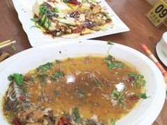 -连池鱼豆味坊(风景区店)