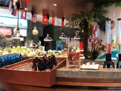 -齐河孔雀王温泉酒店·金孔雀自助百汇