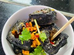 -黑色经典臭豆腐·湖南特产(坡子街店)