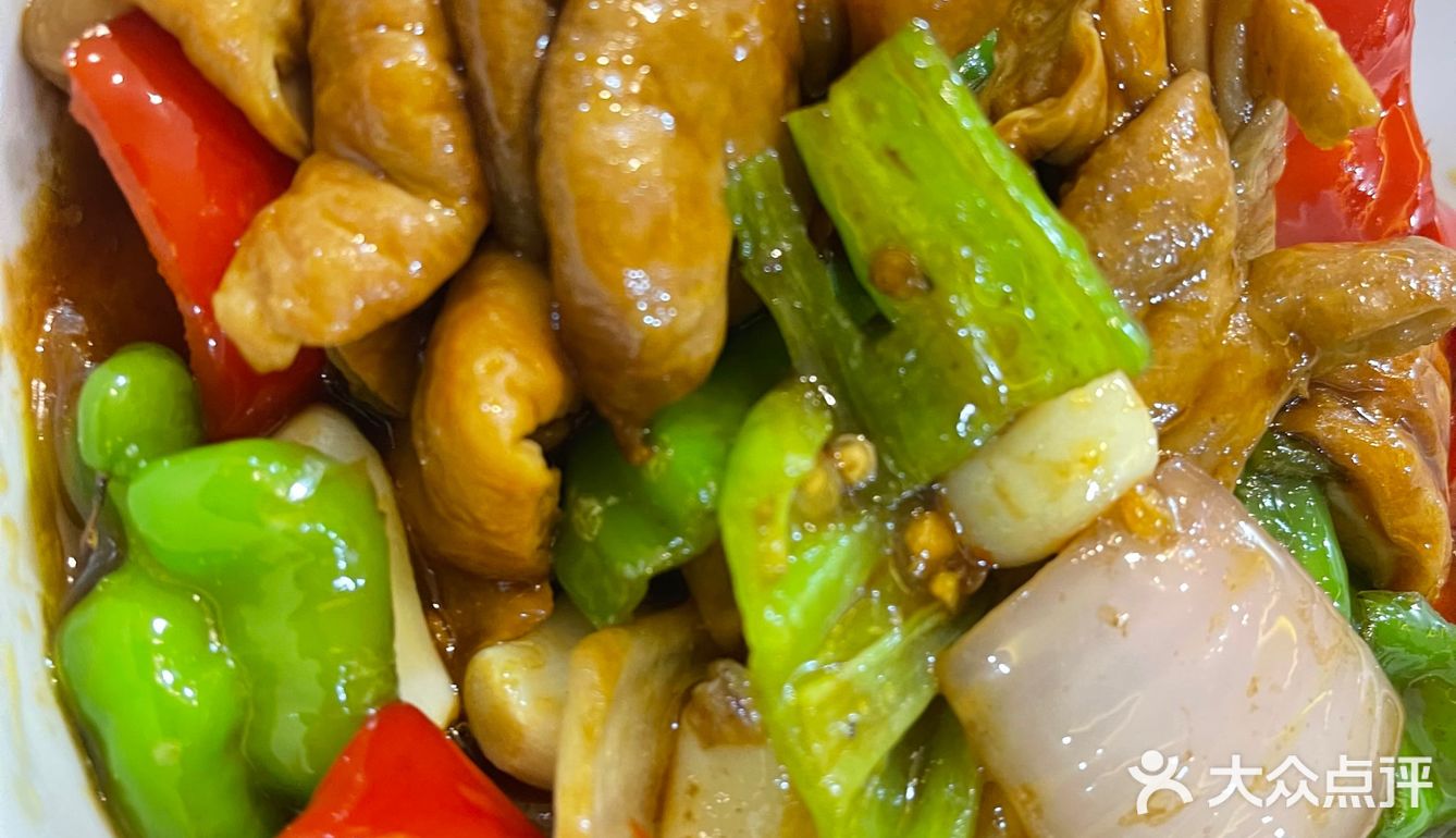 这家放任大肆享受碳水的乐趣的老土菜馆真不能多来[吐][吐]