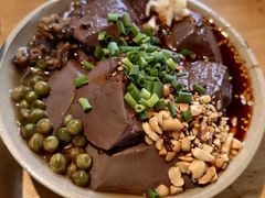 -谢老五跷脚牛肉·非遗传承店