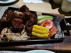-穹六人间 people 6(岳阳路店)