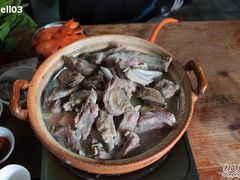 一整锅腊排骨-钰洁腊排骨火锅