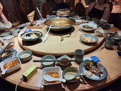 -野山舂·贵州现舂酸汤火锅(鸿通城店)