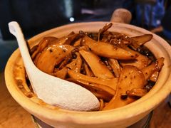 黑松露菌菇煲-水木苼 蔬食料理