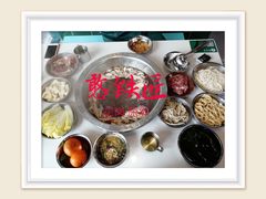 -憨铁匠老火锅(龙岗万科里店)