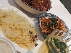 -咪咪川菜(太乙路店)
