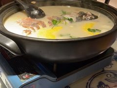 -卢大鲜鱼头捞饭(美利广场店)