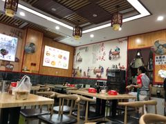 大堂-花溪牛肉米粉(华兴东街店)