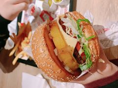 照烧凤梨牛肉特堡-The Habit Burger Grill 哈比特汉堡(复兴soho店)