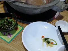 -牛味道炭火烤肉(湖前总店)