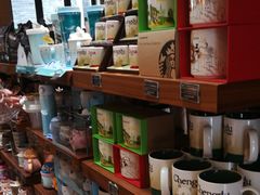 零售区-星巴克臻选(成都宽窄巷子店)