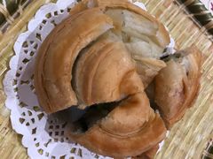 酥皮葱油饼-赏点粤式点心(广州塔店)