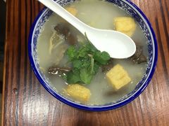 -苏生鸭血粉丝(鹿鸣路店)