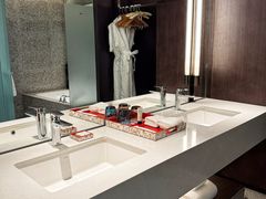 -上海外滩茂悦大酒店