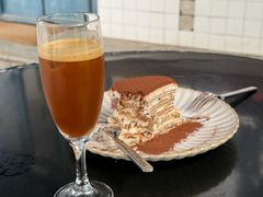 -Be Lived Cafe比例咖啡(摩天轮店)