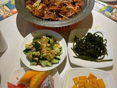 -小鱼小牛(世欧广场店)