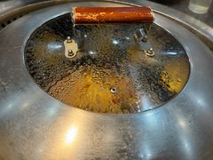 -袁小二大东北铁锅炖(吉祥村总部)