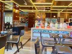 -大中华希尔顿酒店-念自助餐·嗨啤·小龙虾