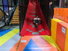 -嗨翻Hi-Fun竞技主题乐园·蹦床亲子生日轰趴(国光1937店)