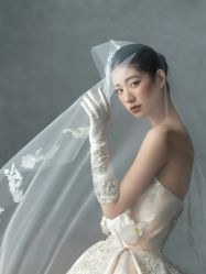 -雪中彩影婚纱摄影·微光艺术中心