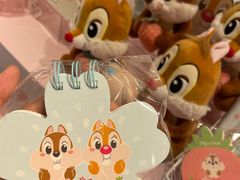 -名创优品(万达广场河东店)