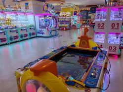 -乐多星球潮玩中心(沈阳嘉里城店)