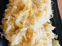 -果松木炭酸菜铜火锅·外婆参鸡汤