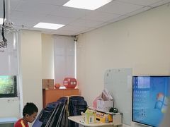 -布劳克教育·易贝乐英语(罗湖太宁店)