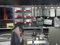 -ROG玩家国度(美罗城店)