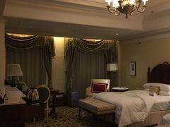 -广州富力丽思卡尔顿酒店