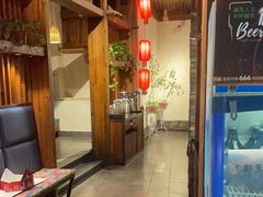 -挂旗柴锅鸡(蚌山区嘉年华店)