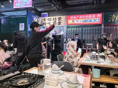 -瑞虹新天地月亮湾