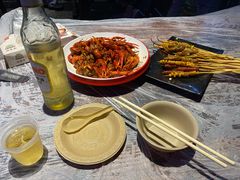 -老街烧烤大排档·地道湖北菜·龙虾馆(汉口火车站店)