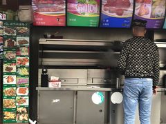 -怡妮新疆风味餐厅(东江湾路店)