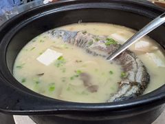 -土砂锅生态山庄·非遗砂锅雅鱼