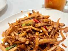 小炒鲜菌-鹿港小镇(黄金店)