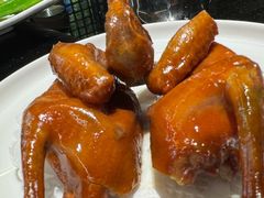 招牌脆皮乳鸽-味可道美食坊(福基路店)