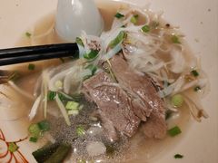 -大头虾越式风味餐厅(光明广场店)