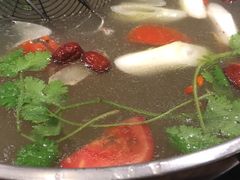 -乡土黄·鲜牛肉火锅·小龙虾(兴业街店)