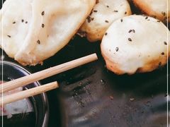 -香山胡记吴江路生煎(灵山路店)