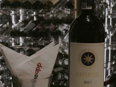 -wineapp葡萄酒餐吧(外滩金融中心店)