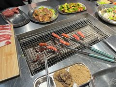 -马路牙子烧烤音乐酒馆(望京店)