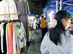 -吴山路夜市