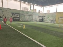 -飞梦少儿足球培训(塘桥校区)